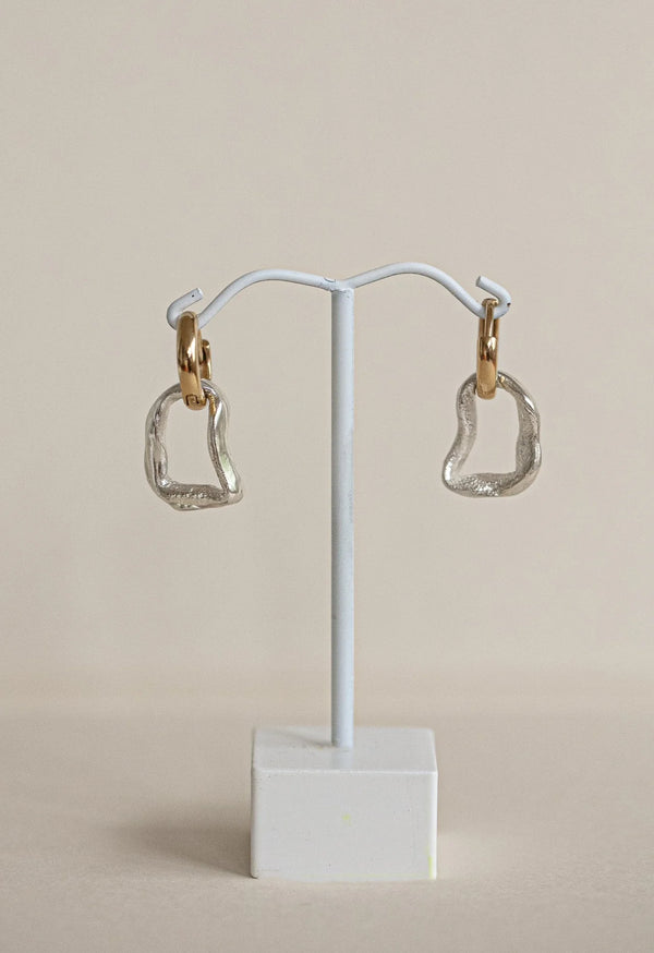 RELEASED FROM LOVE - Classic Link Earrings 2